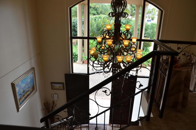 4 Bedroom Property for Sale in Hartenbos Heuwels Western Cape